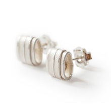 Load image into Gallery viewer, Absolu 'Flow' ear studs - small