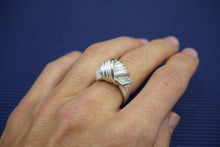 Load image into Gallery viewer, Absolu 'Knot' ring