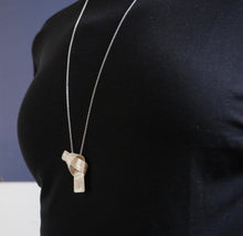 Load image into Gallery viewer, Absolu large &#39;Knot&#39; pendant
