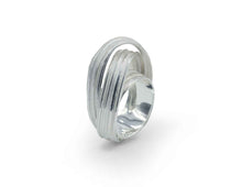 Load image into Gallery viewer, Absolu 'Waltz' ring