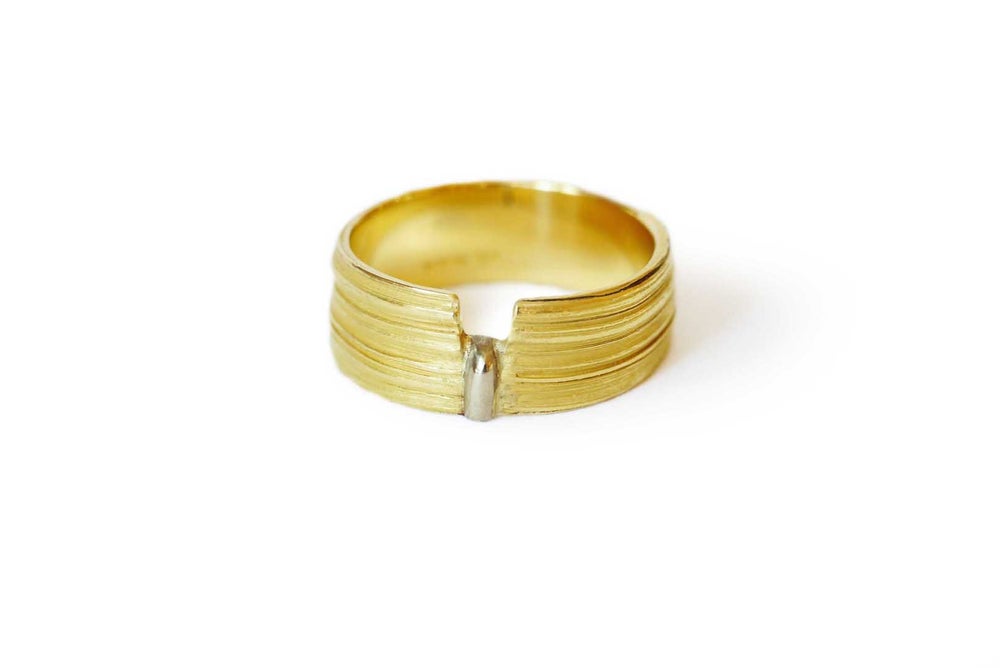 Absolu 'In between' yellow and white gold band