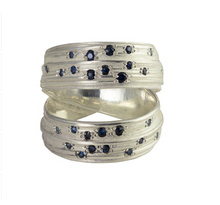Load image into Gallery viewer, Absolu &#39;Continuous&#39; ring with sapphires
